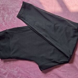 POP Fit Black Leggings with Pockets